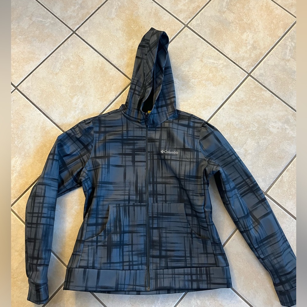 NWOT Columbia Columbia Jacket Women Large Black/Gray Soft Shell Plaid Fleece